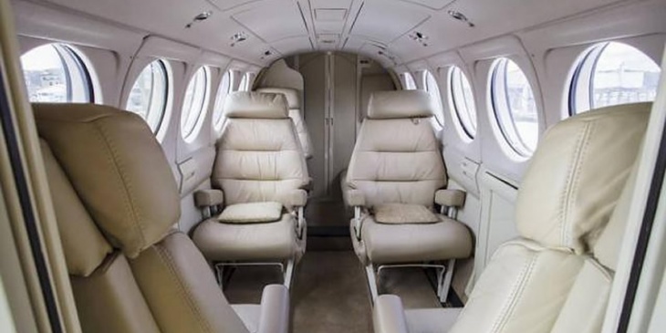 Beechcraft Super King Air 200
