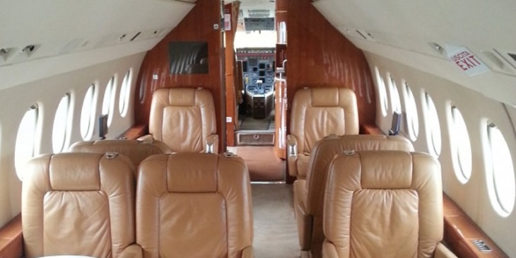 Falcon 2000 - interior