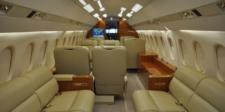 Dassault Falcon 900